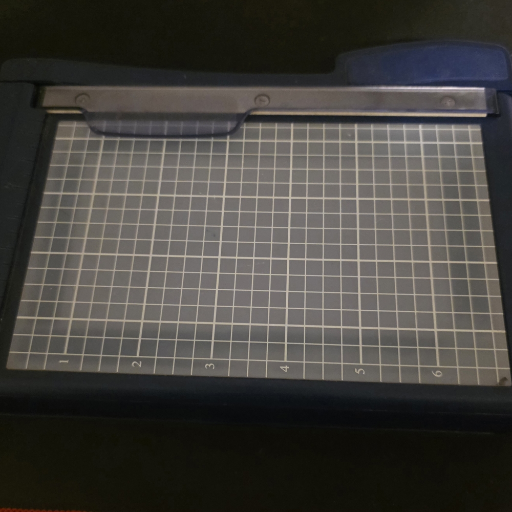Creative Memories Blue Photo Trimmer